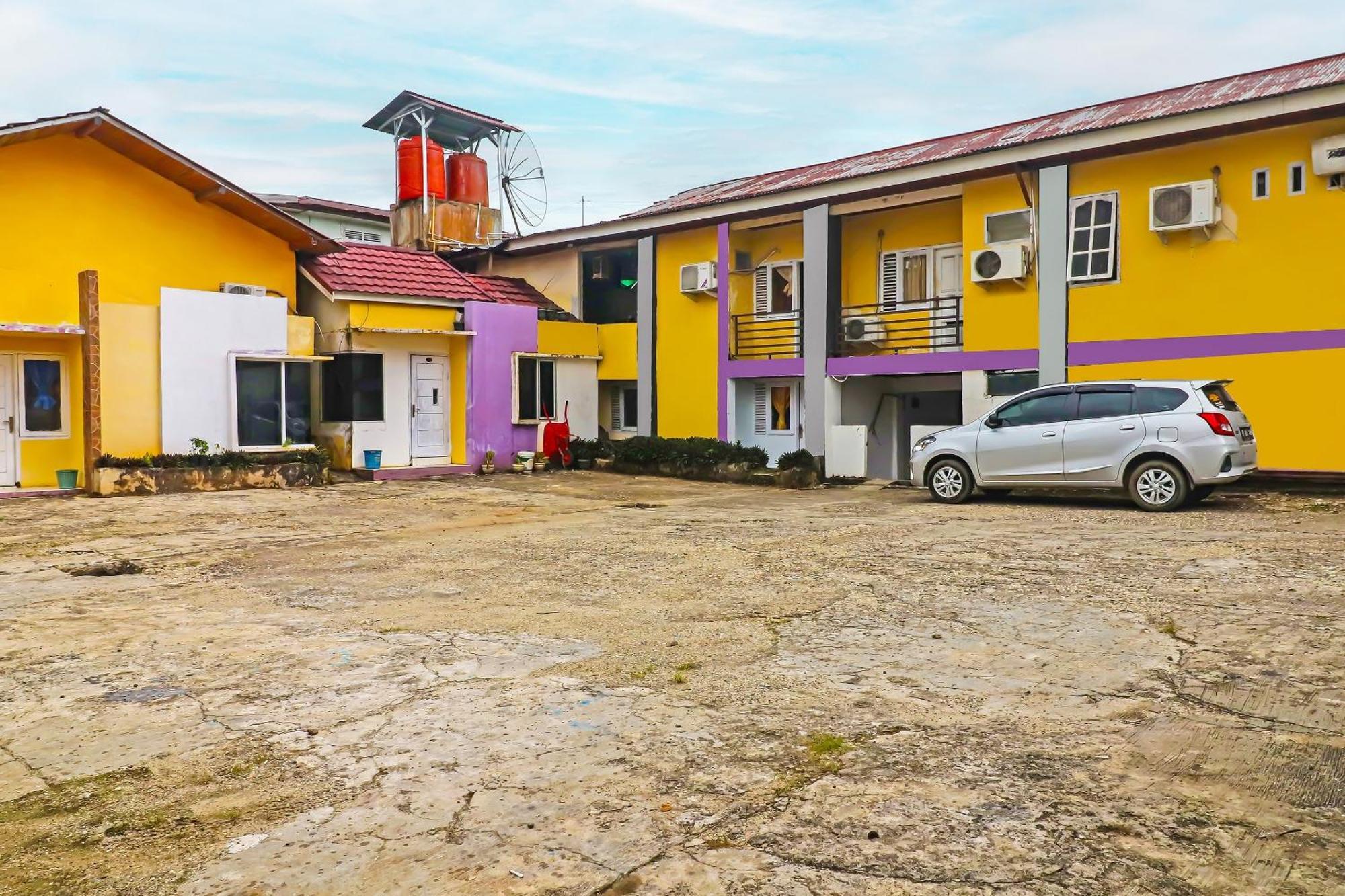 Oyo 92484 Wisma Permata Syariah Bangko Bagian luar foto